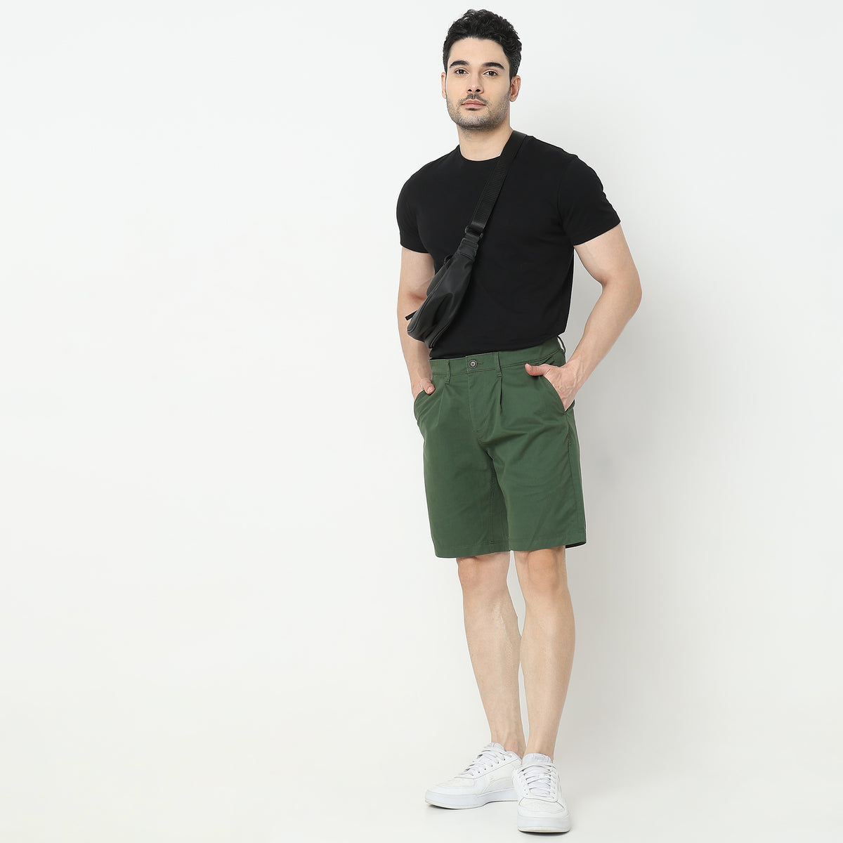 Regular Fit Solid Mid Rise Shorts