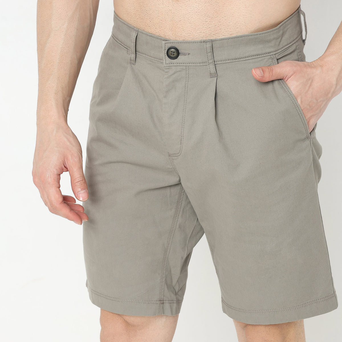 Regular Fit Solid Mid Rise Shorts