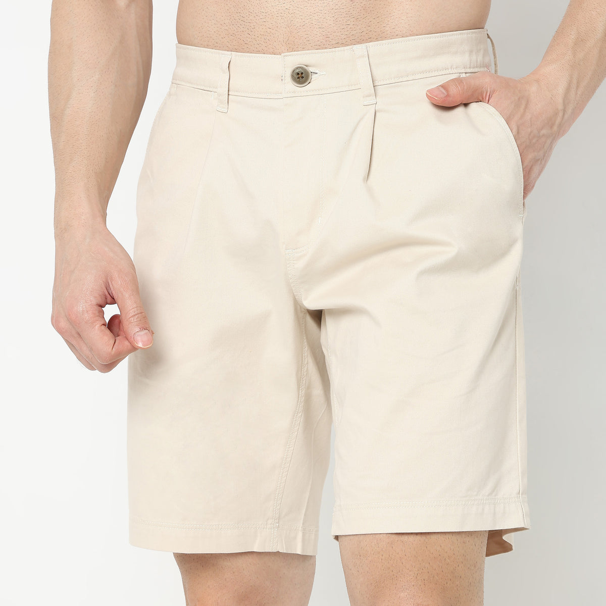 Regular Fit Solid Mid Rise Shorts