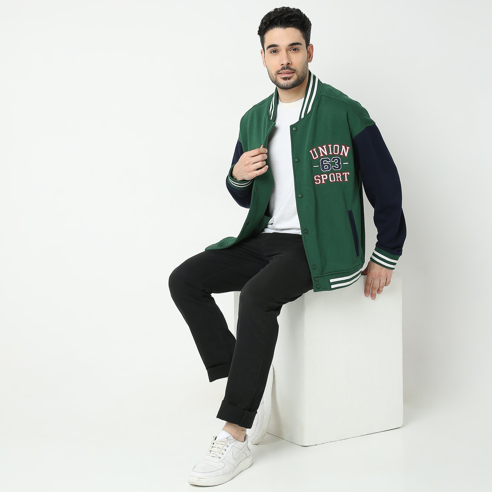 Regular Fit Graphic Sweatshirts