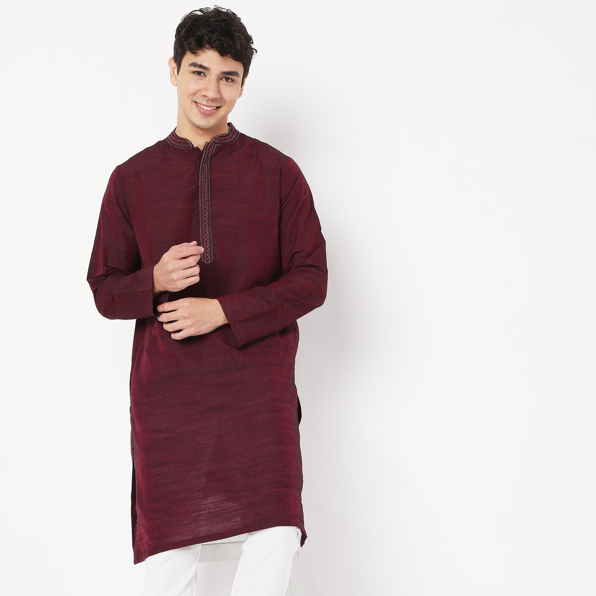 Regular Fit Embroidered Kurta