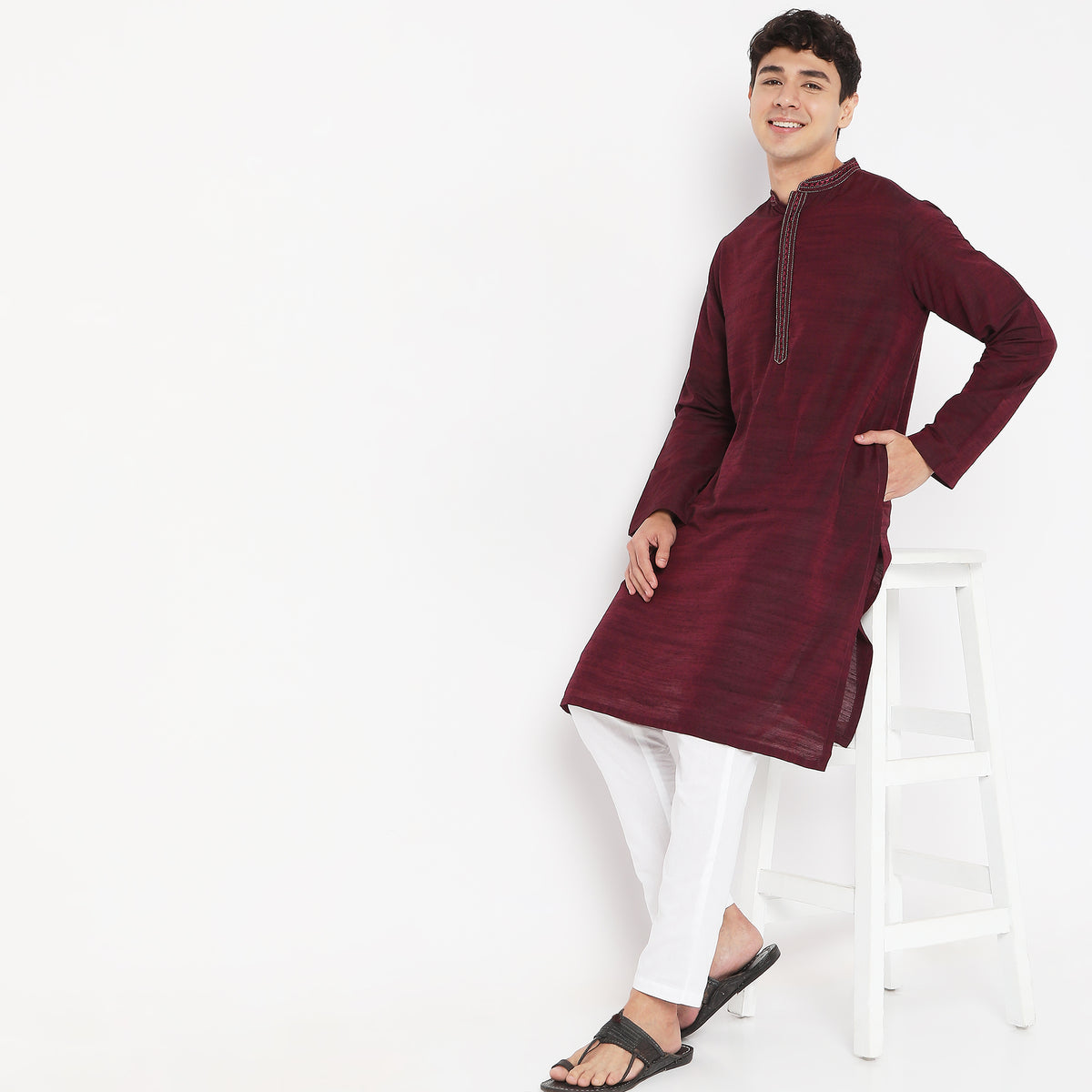 Regular Fit Embroidered Kurta