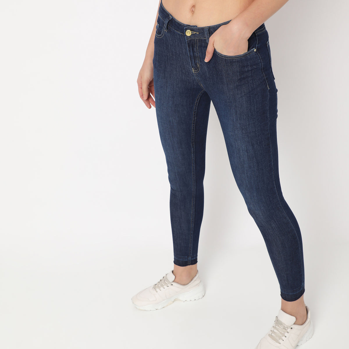 Skinny Fit Solid High Rise Jeans