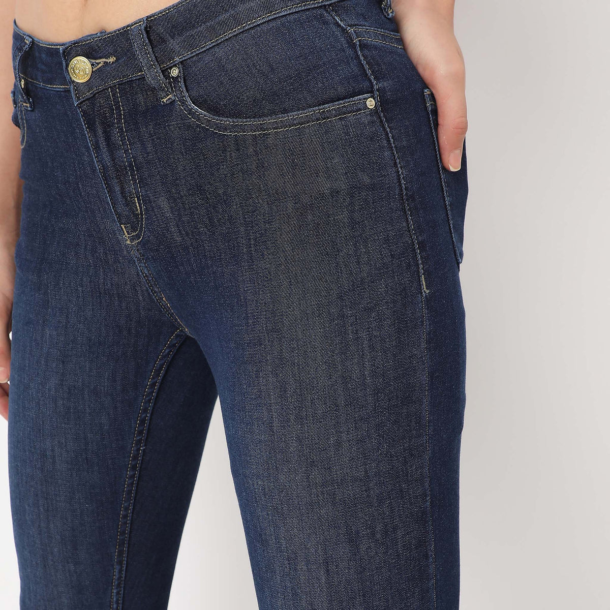 Skinny Fit Solid High Rise Jeans